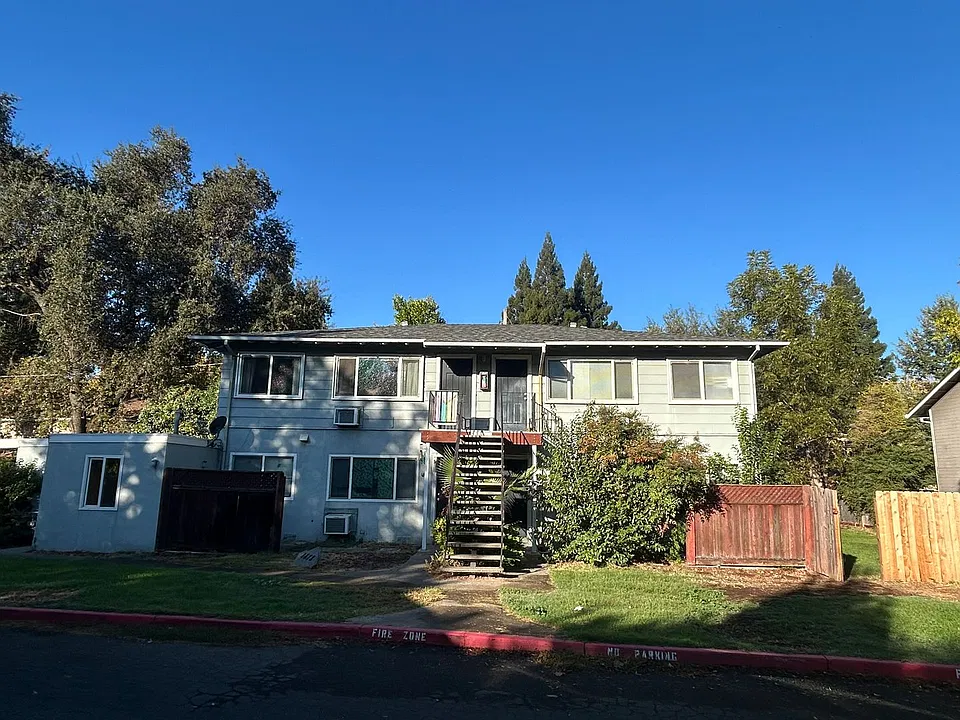 1878 Humboldt Rd