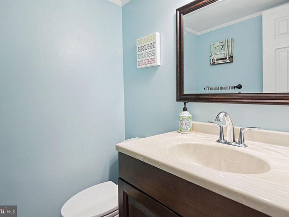 4th image of 13604 Wisteria Dr #19