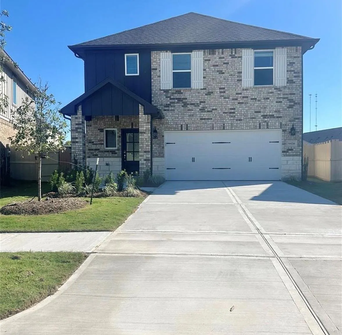 4 bed, 2.5 bath, 2040 sqft, $2,450 — Photo 1