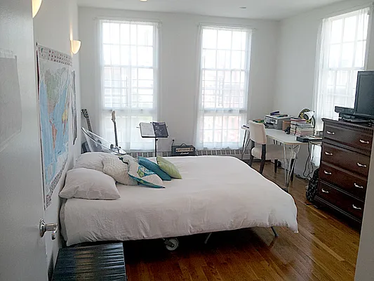 Rented by Big Apple NYC | media 31