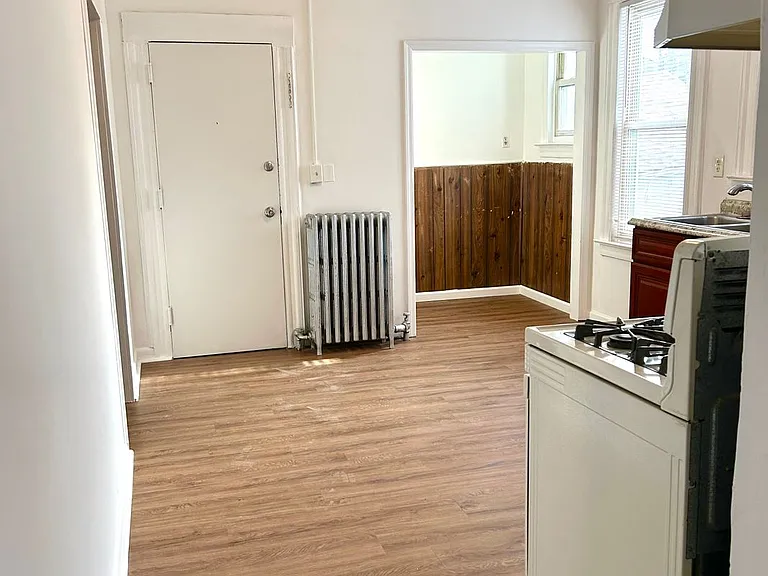 36 Tiffany Pl #1 — Photo 9