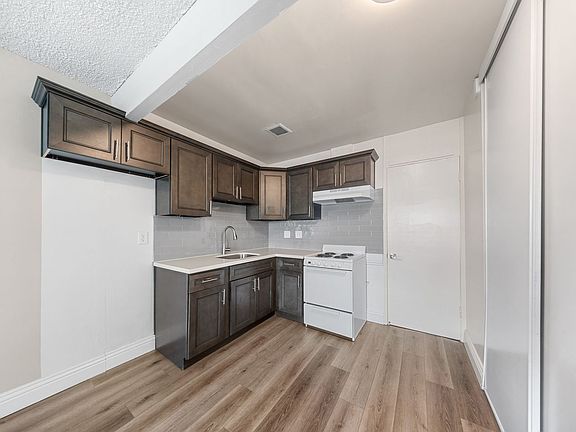 4th image of 711 E Medio St APT H