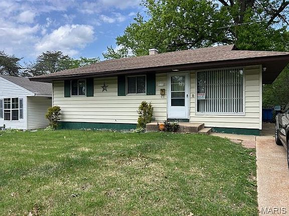 3rd image of 139 Monteith Cir