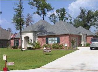 664 Place St, Covington, LA 70433