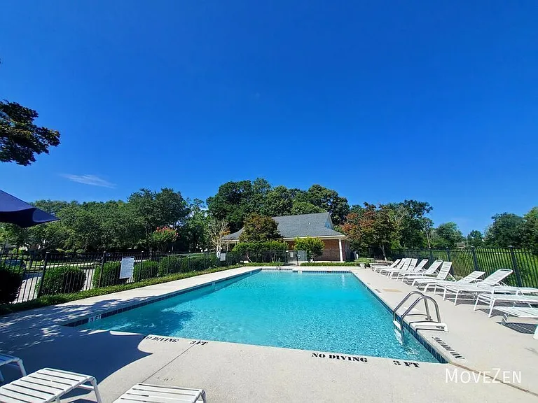 5006 Carleton Dr #94 — Photo 3