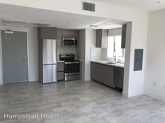 5th image of 11650 W Pico Blvd Ph 14