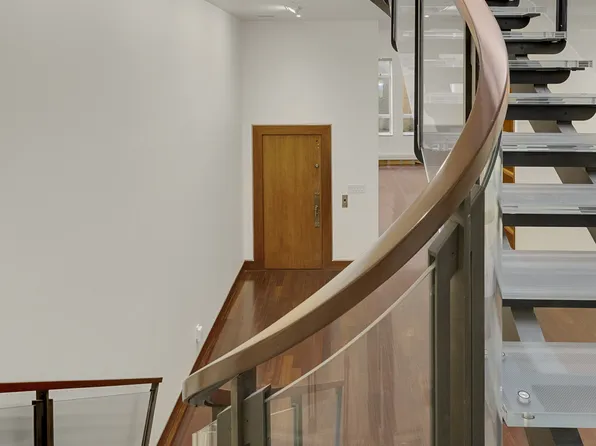 247 Central Park West image 17 of 29