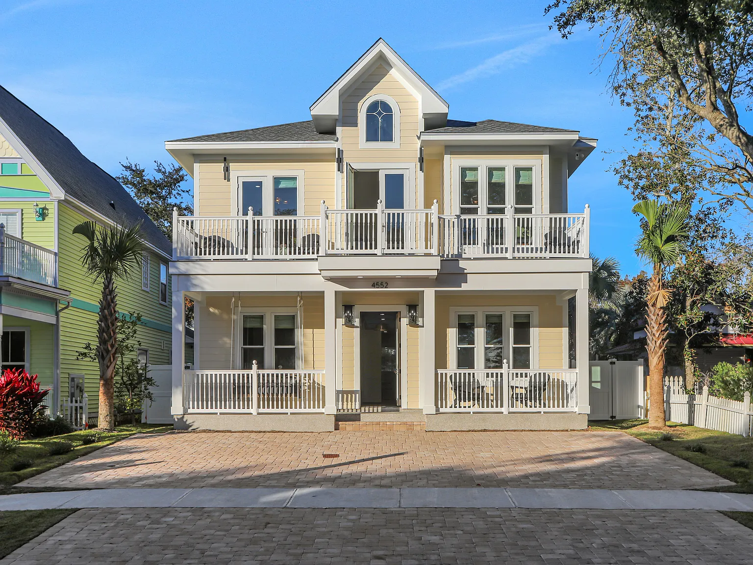 5 bed, 5.5 bath, 3450 sqft, $15,000 — Photo 3