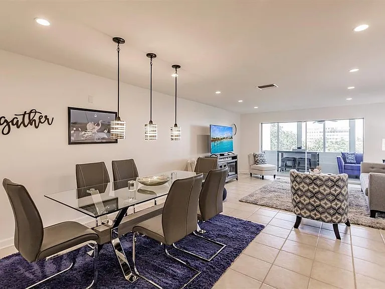 1255 E Peppertree Dr #403 — Photo 12