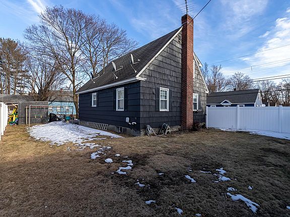 5th image of 94 1/2 Bowers Street