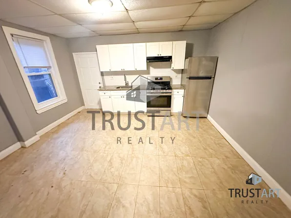 330 N 53rd St, Philadelphia, PA 19139