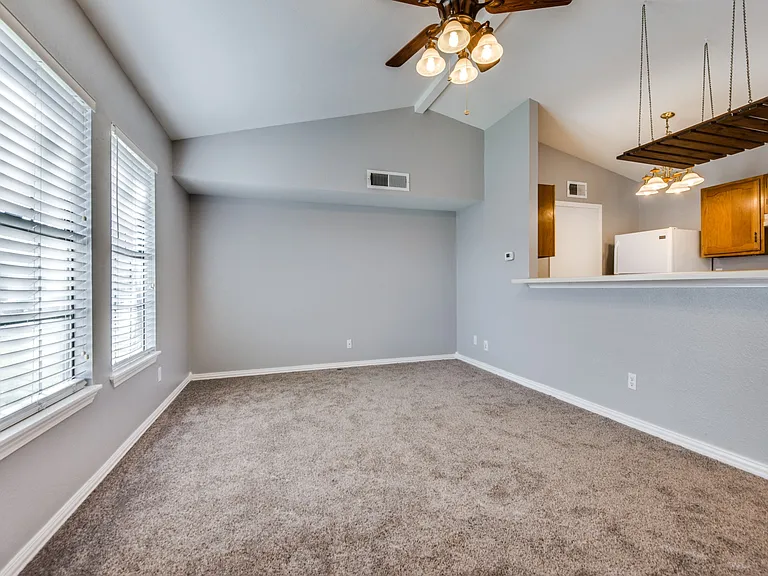 4646 Carr St — Photo 10