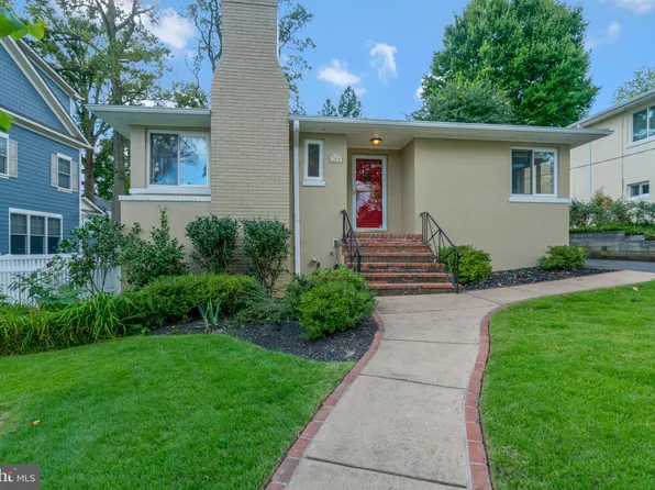 2304 N Kentucky St, Arlington, VA 22205