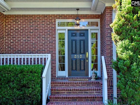 3rd image of 313 Belfair Rd