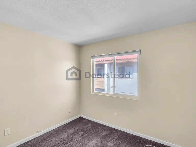2521 W Sunflower Ave #J12 — Photo 22