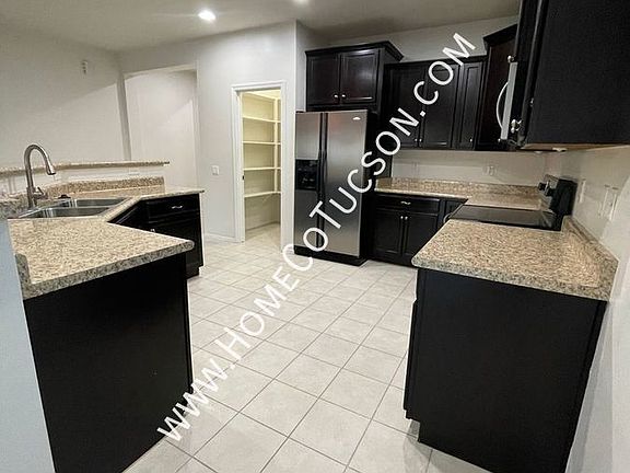 5th image of 21277 E Freedom Dr