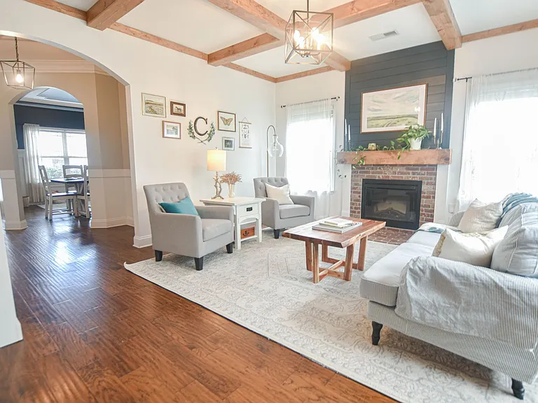 1296 Brigade Dr — Photo 4