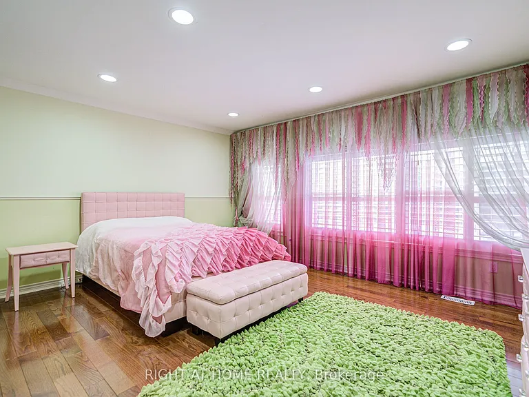 49 Arjay Cres — Photo 44