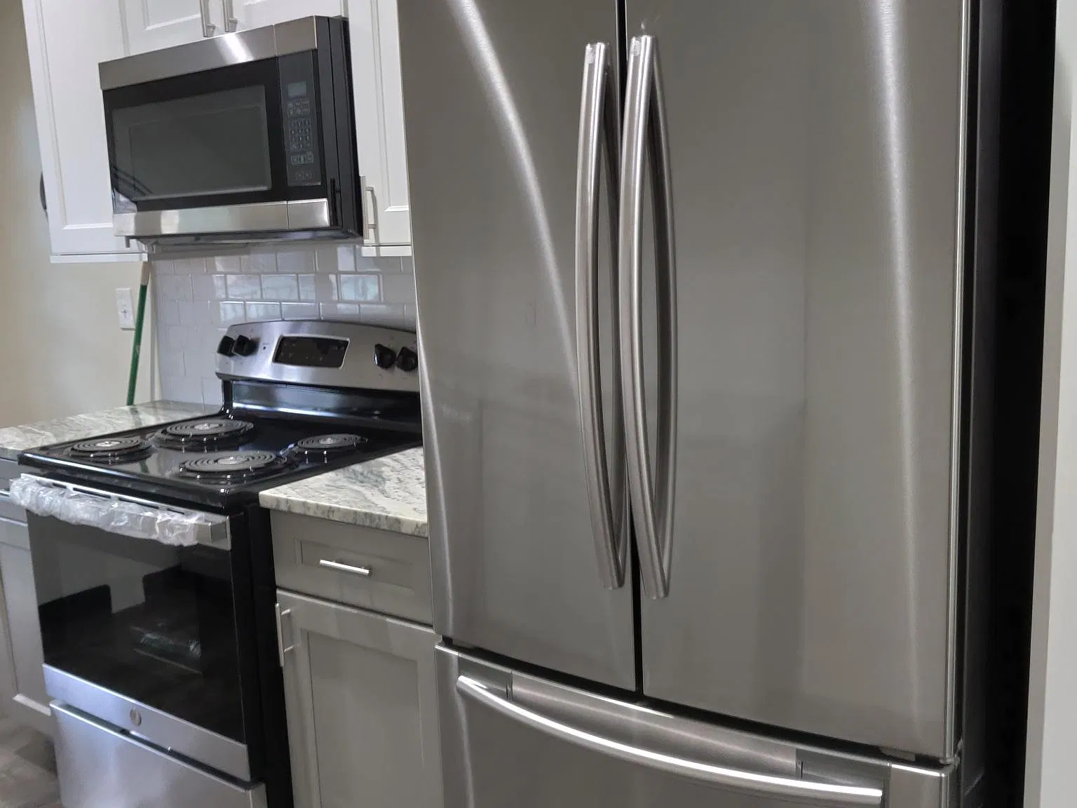 2 bed, 800 sqft, $1,700 — Photo 4