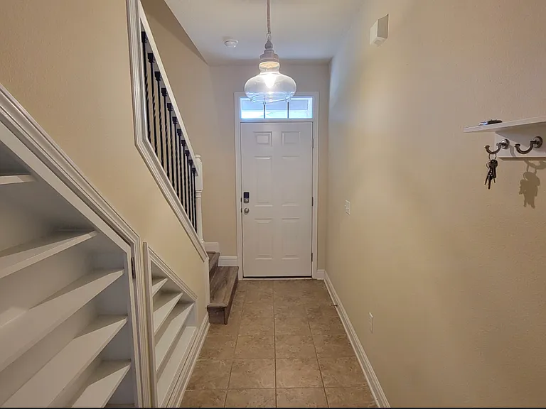 8860 Brown Pelican Cir #8860 — Photo 7