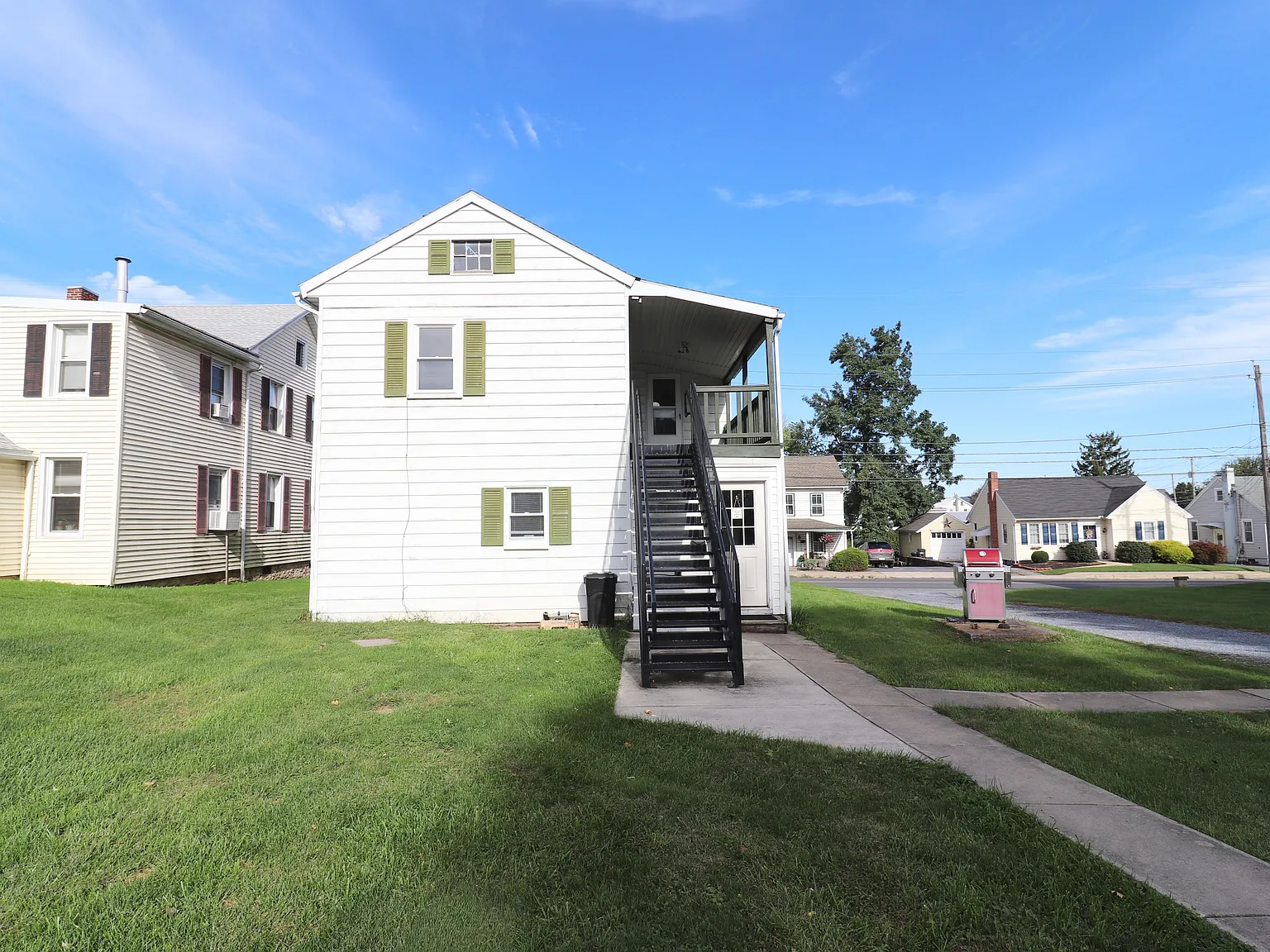 2 bed, $1,095 — Photo 2