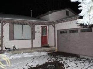 1340 Farmridge Ave, Waterford, MI 48328