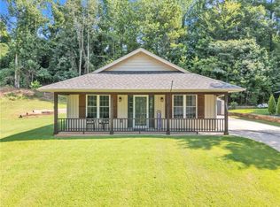14047 E Camelia Ln, Seneca, SC 29678