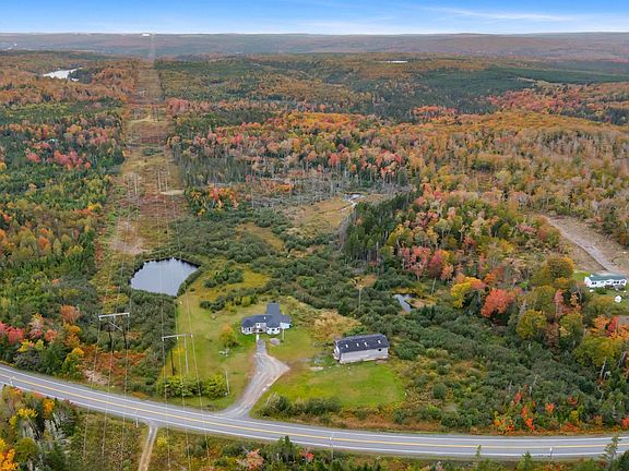 3rd image of 4427 Pictou Rd