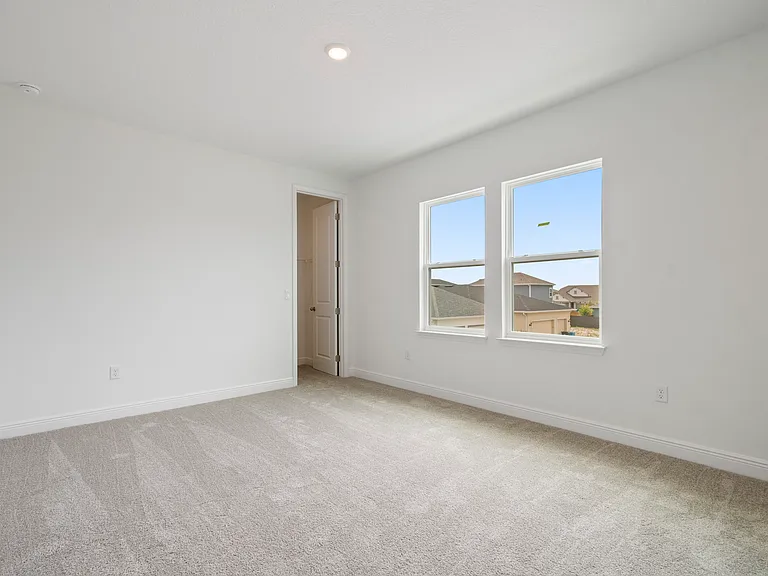 10027 Gobat Aly — Photo 13