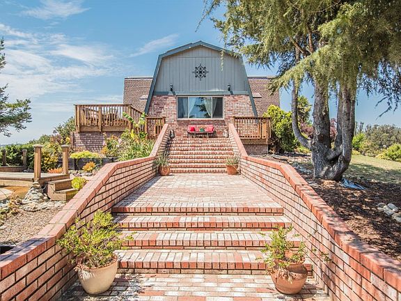 3rd image of 19125 El Cerrito Way