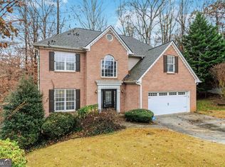 825 Somerset Vale Dr, Lawrenceville, GA 30044
