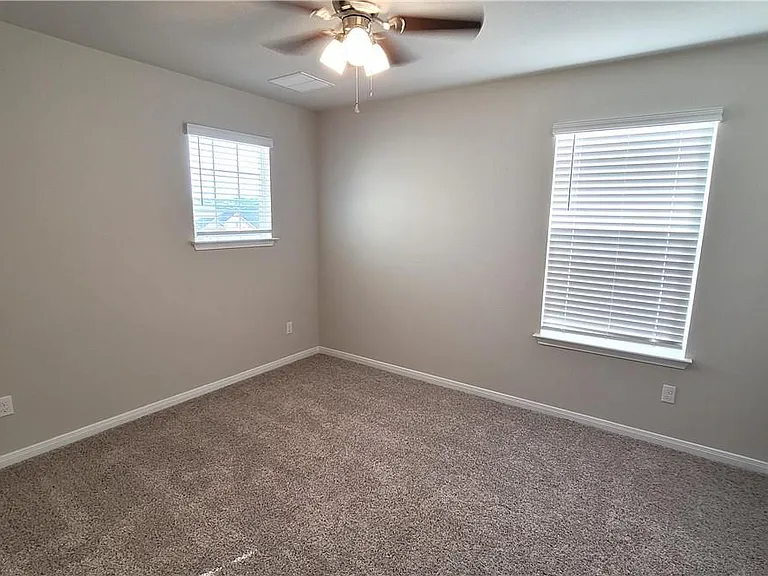 6406 Kildare Dr — Photo 16