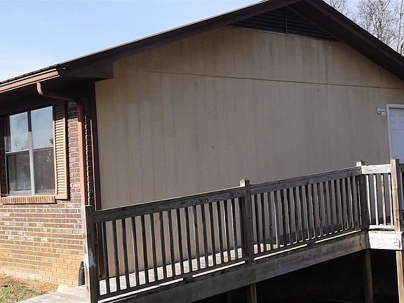 3rd image of 1041 Susan Dr