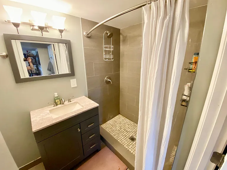 7131 Constantine Ave — Photo 18