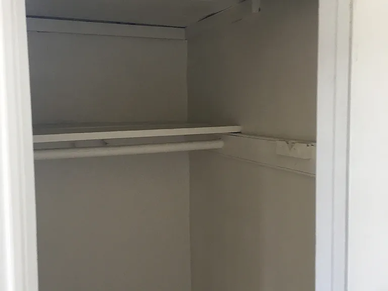 3426 W Grace St #11 — Photo 5