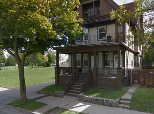 625 W Clarke St, Milwaukee, WI 53212