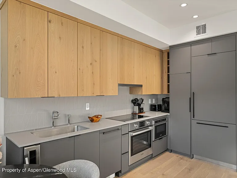 119 Wood Rd #305 — Photo 13