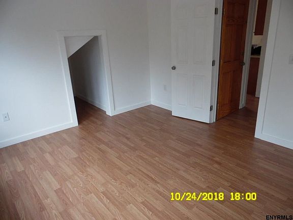 3rd image of 91 West St