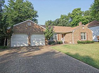 14 Fields Dr, Hampton, VA 23664