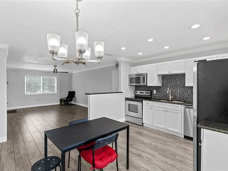 1938 Conway Rd #7 — Photo 5