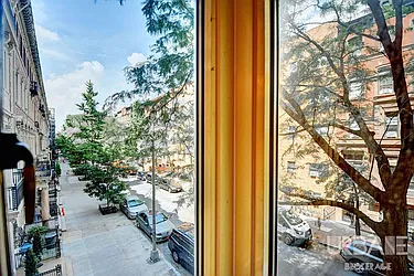 Rented by Urbane Brokerage