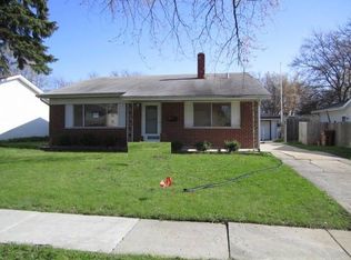 97 E Drummond Ave, Glendale Heights, IL 60139