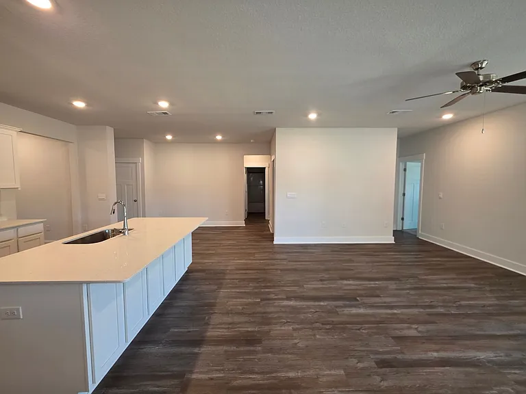 5839 Sargassum Ln — Photo 5