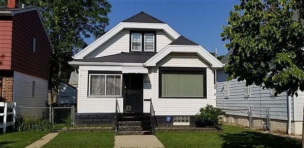 1st image of 4045 N 18th St