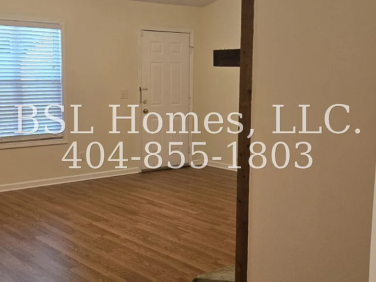 158 Riverchase Dr — Photo 3