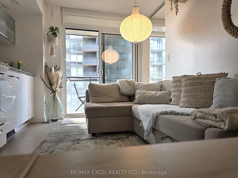 4K Spadina Ave #1129 — Photo 18