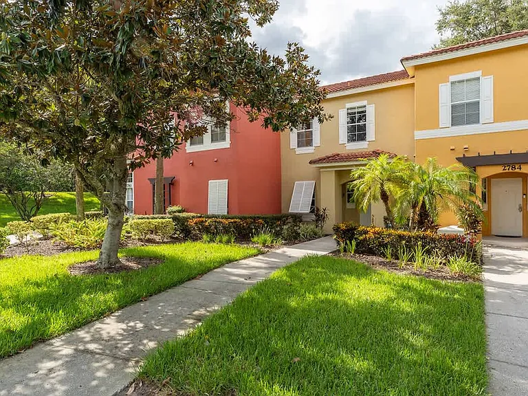 Sun Key Pl — Photo 29