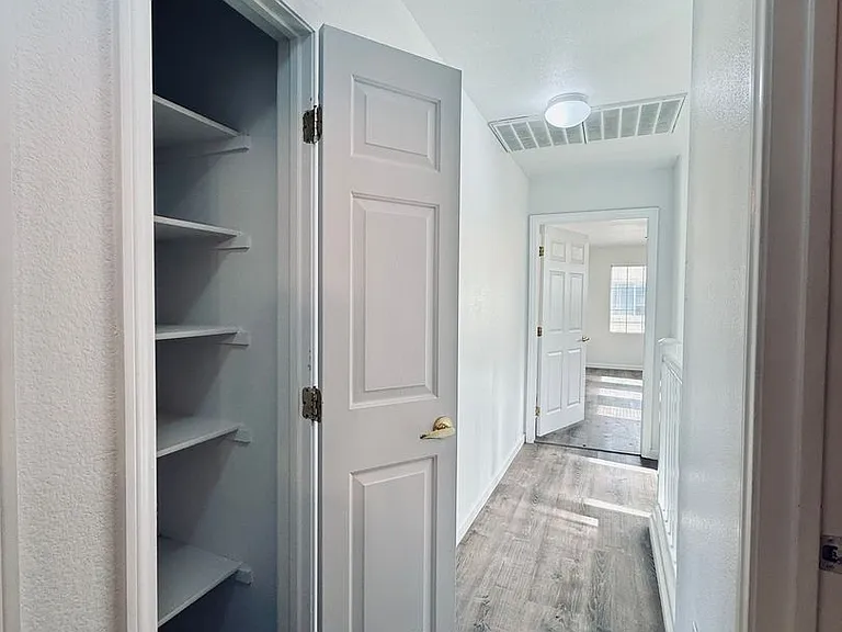 9621 Sharp Horn Ct — Photo 30