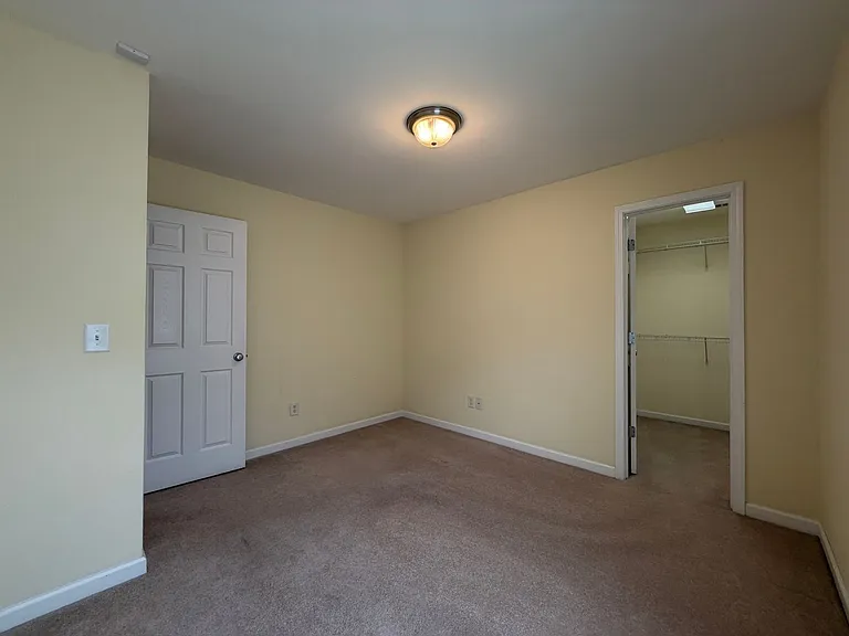 10 Southfork Dr SW — Photo 16