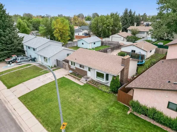 218 McDermott Rd, Coalhurst, AB T0L 0V0